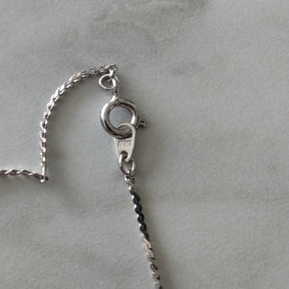 Jewelry - Picture 4 of 4